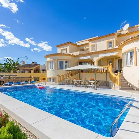 Abahana Villas Maripaz Βίλα